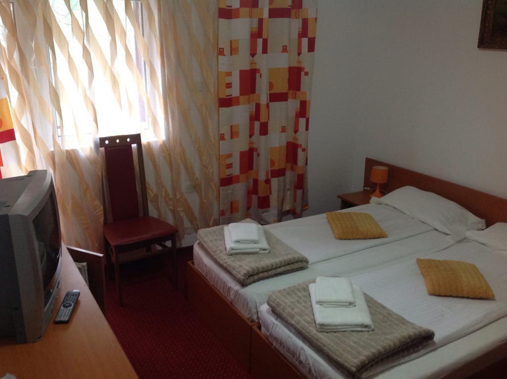 Hotel Panoramic Моняса Номер фото